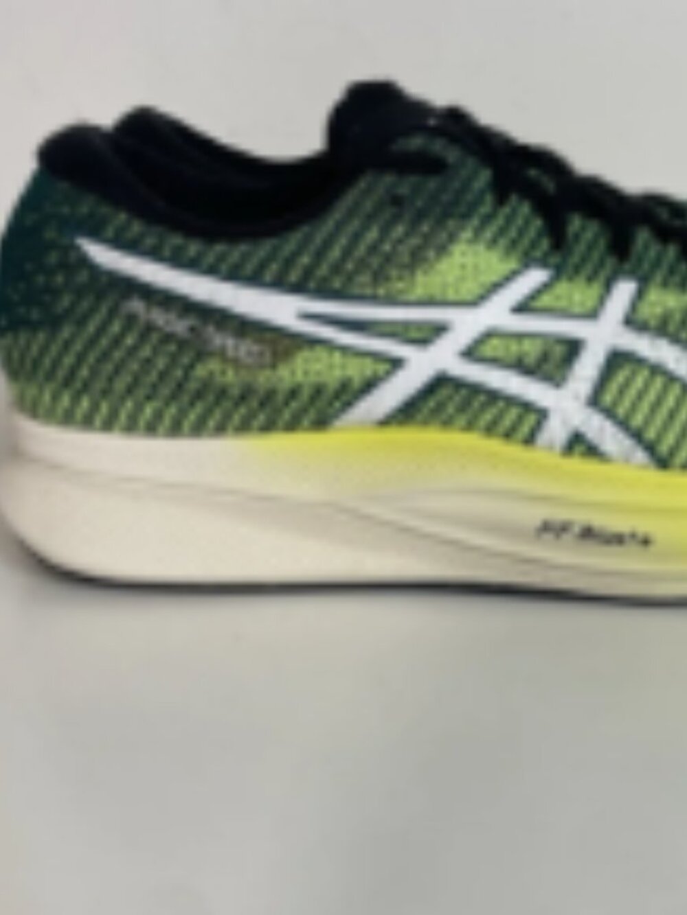 ASICS Magic Speed Running Shoes Green/Yellow